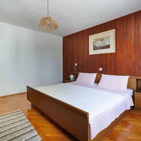 Hana 2 By Interhome Apartament